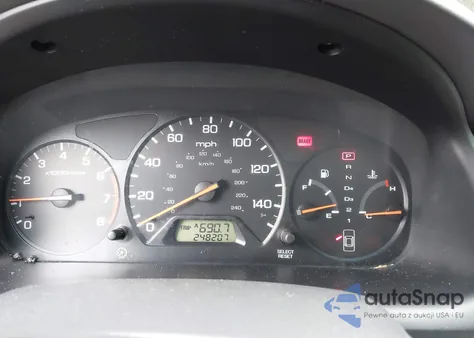 2001 Honda Accord 2.3 Lx из США, поврежденный, VIN 1HGCG66511A078041